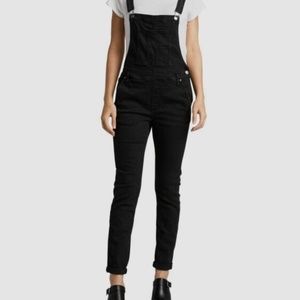 Silver Jean Co Black Denim Overalls. Size L.
